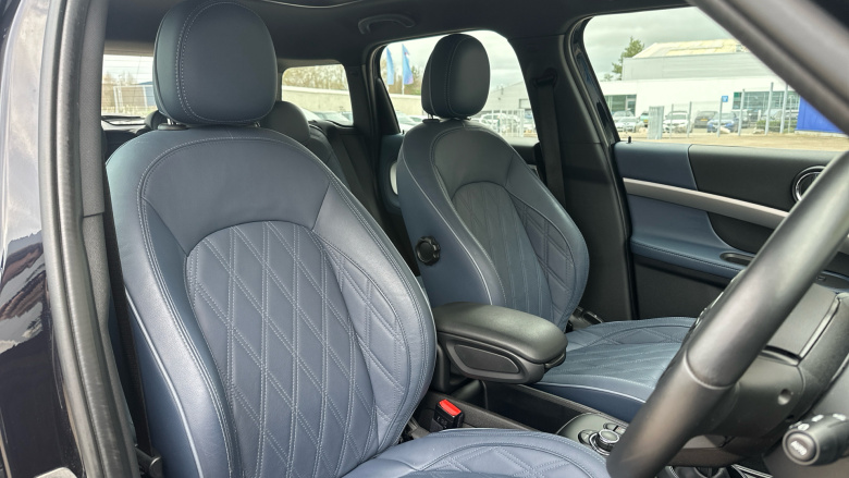 MINI Countryman 1.5 Cooper Exclusive ALL4 5dr Auto [Comfort Pack] Petrol Hatchback